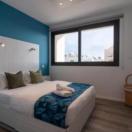 Апартаменты Beachcomber 2-bedroom In *