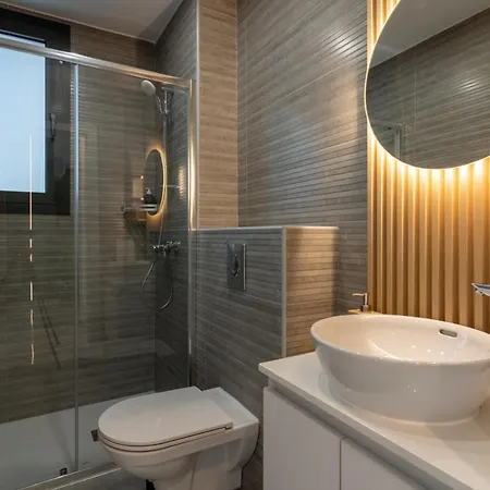 Apartment Beachcomber 2-bedroom In Larnaka